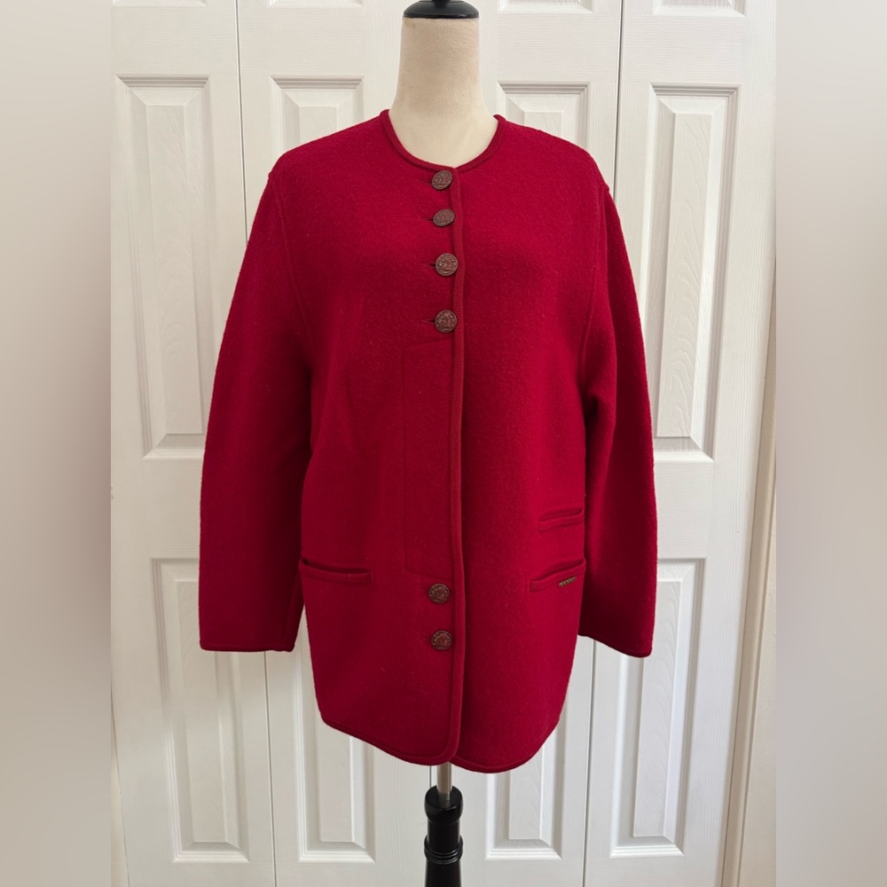 Kurt Geiger Sz38/US Med 100% wool red button front jacket detailed lion buttons